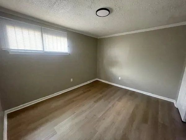 $925 | 3021 Carnes Avenue, Memphis, TN 38111