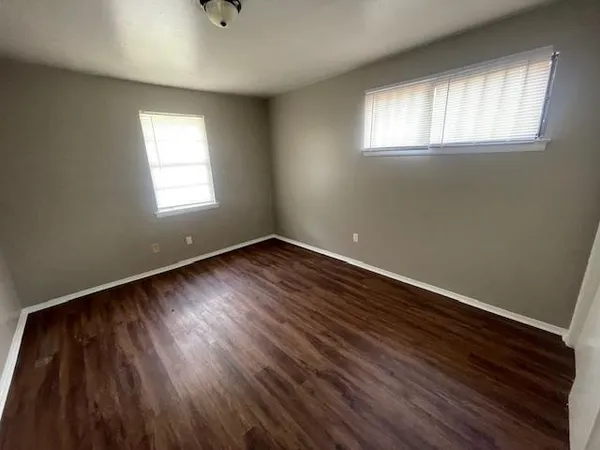 $925 | 3021 Carnes Avenue, Memphis, TN 38111