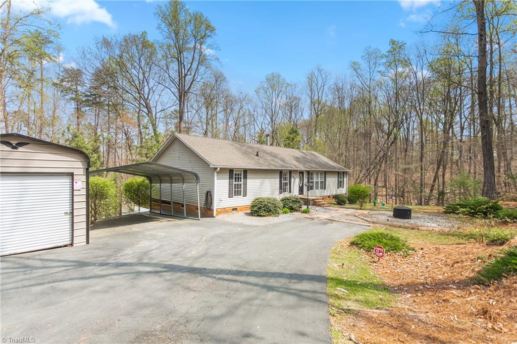 8734 Fulp Road Stokesdale, NC 27357 - Photo 5 of 28