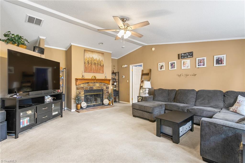 8734 Fulp Road Stokesdale, NC 27357 - Photo 8 of 28 Spacious living area