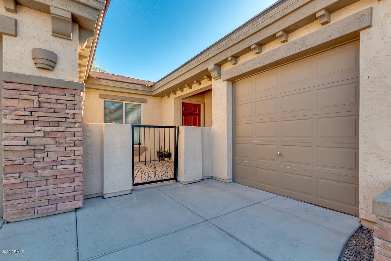 2107 North Rascon Loop Phoenix, AZ 85037 - Photo 3 of 54 04-Rascon