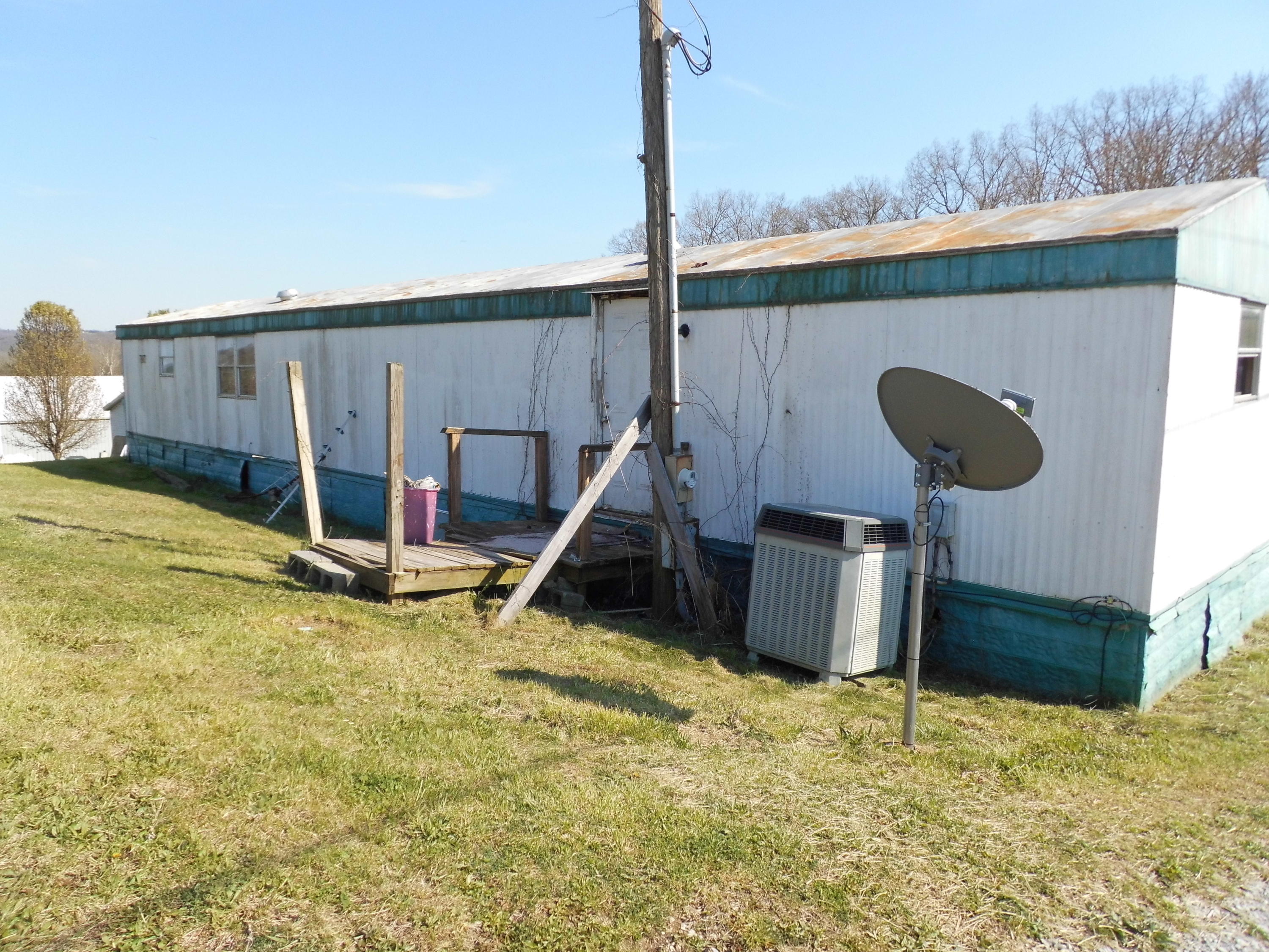 945 Mohawk Creek Road Midway, TN 37809 - Photo 2 of 3 DSCI0320