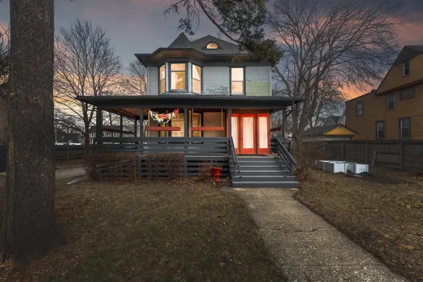 $314,900 | 1922 60th Street, Kenosha, WI 53140