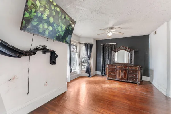 $314,900 | 1922 60th Street, Kenosha, WI 53140