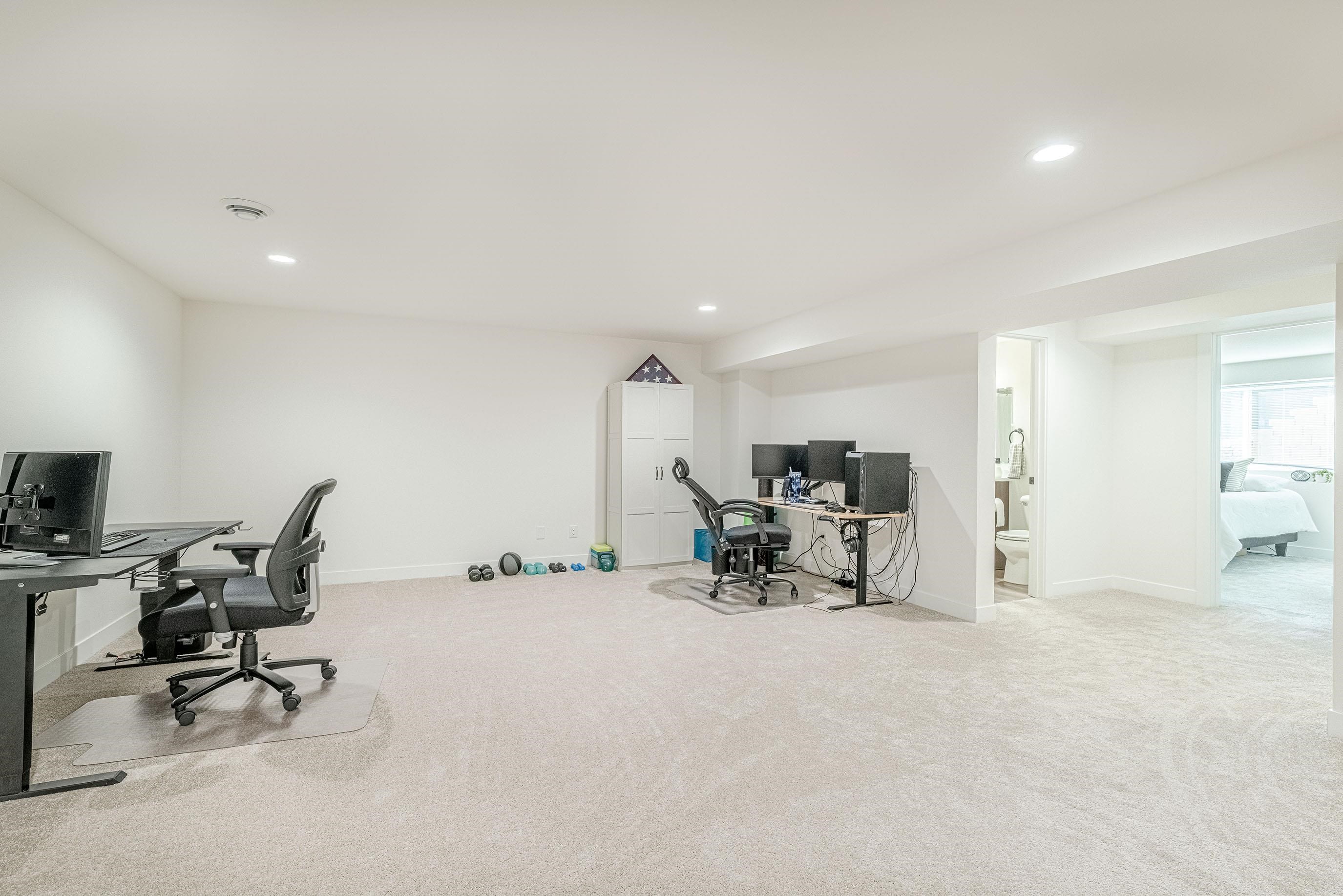 912 Oregon Parks Avenue Oregon, WI 53575 - Photo 23 of 33