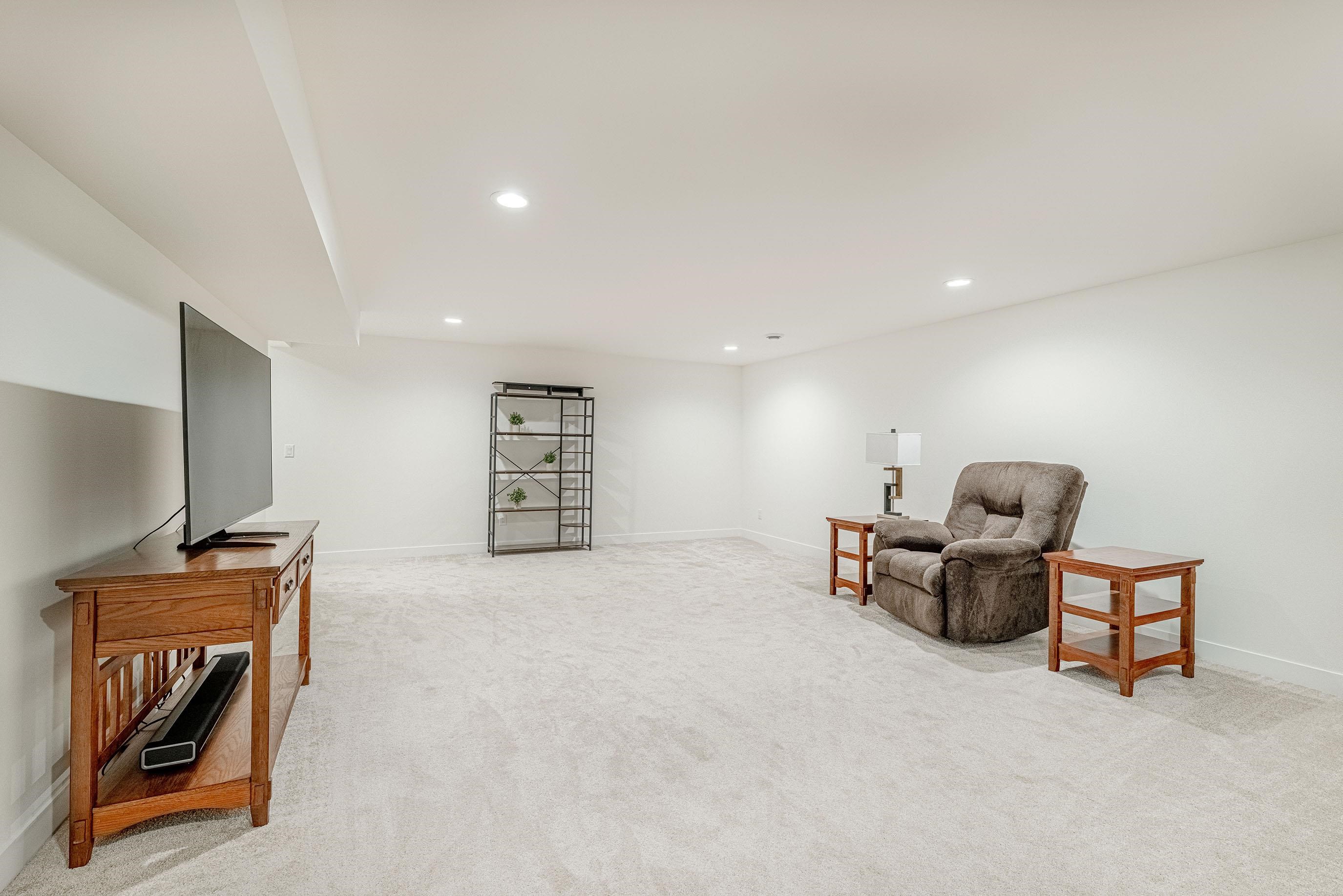 912 Oregon Parks Avenue Oregon, WI 53575 - Photo 24 of 33