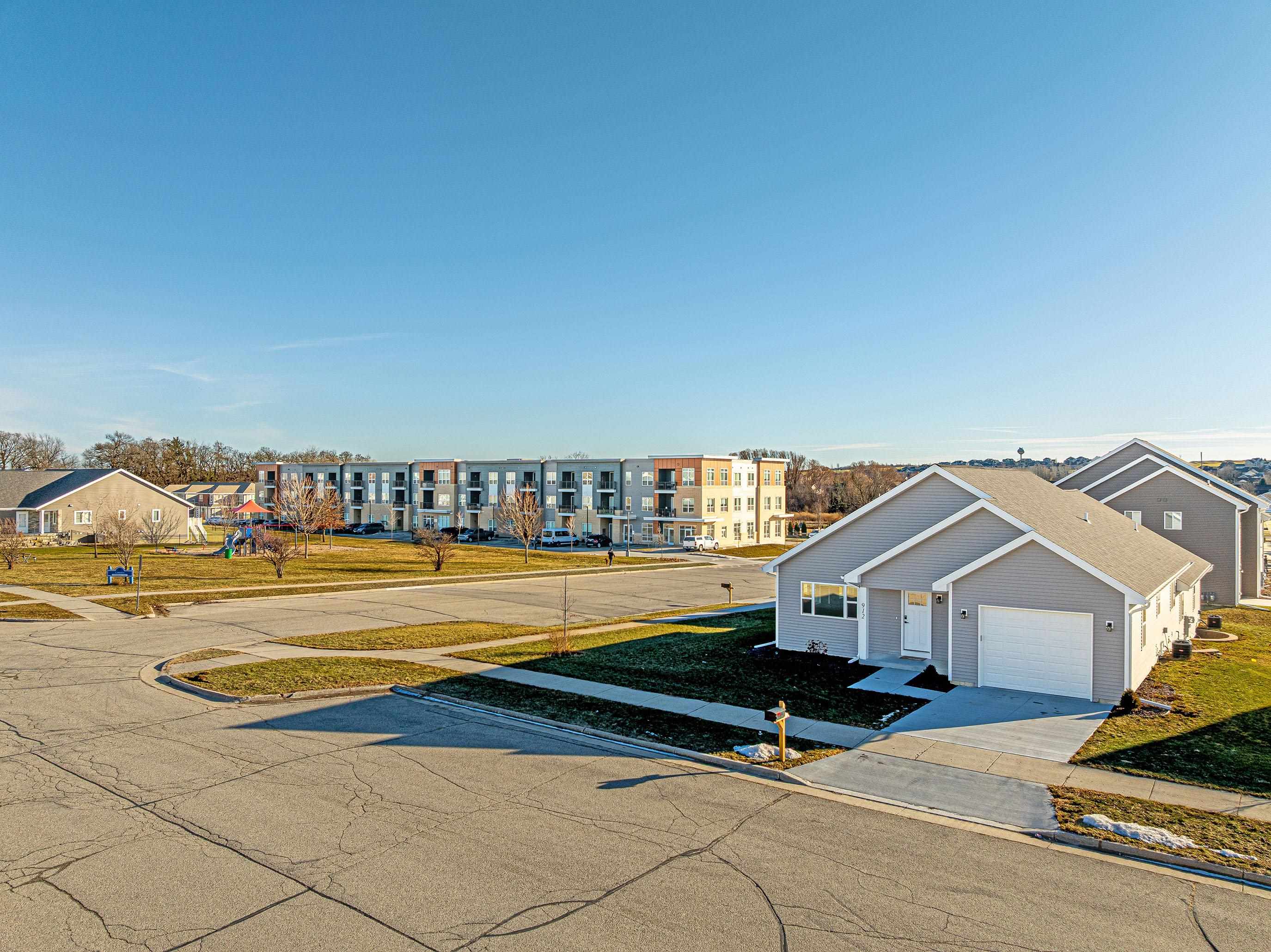 912 Oregon Parks Avenue Oregon, WI 53575 - Photo 31 of 33