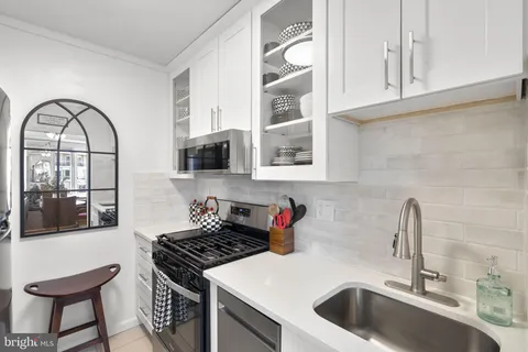 $199,900 | 2475 Virginia Avenue Northwest, Unit 620, Washington, DC 20037