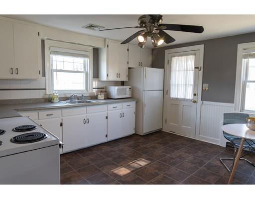 626 Trapelo Road Waltham, MA 02452 - Photo 5 of 16 Gallery Image 5
