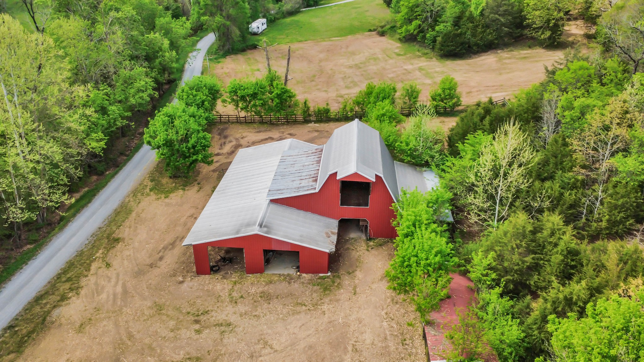 2193 Hughes Road Erin, TN 37061 - Photo 4 of 11