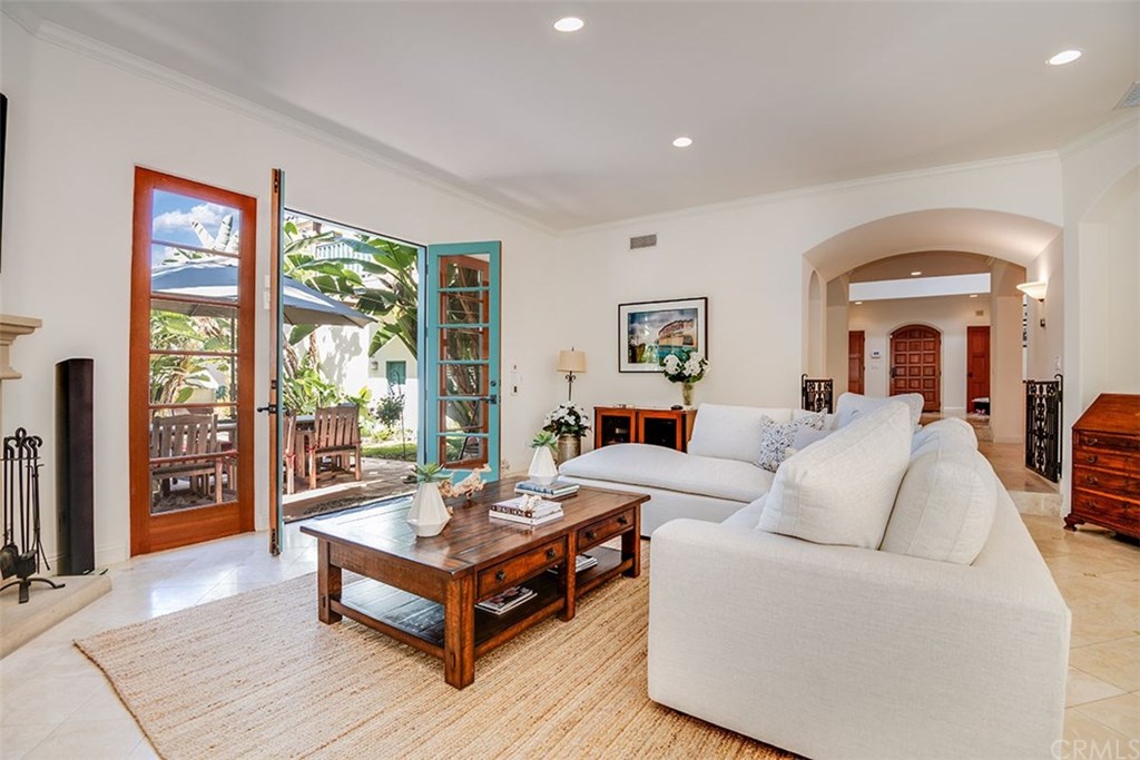 1756 10th Street Manhattan Beach, CA 90266 - Photo 13 of 54