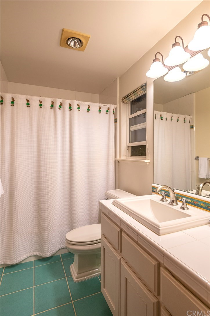 1756 10th Street Manhattan Beach, CA 90266 - Photo 24 of 54