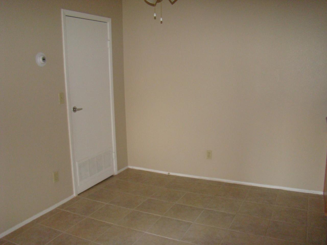 3511 East Baseline Road, Unit 1121 Phoenix, AZ 85042 - Photo 4 of 8 4