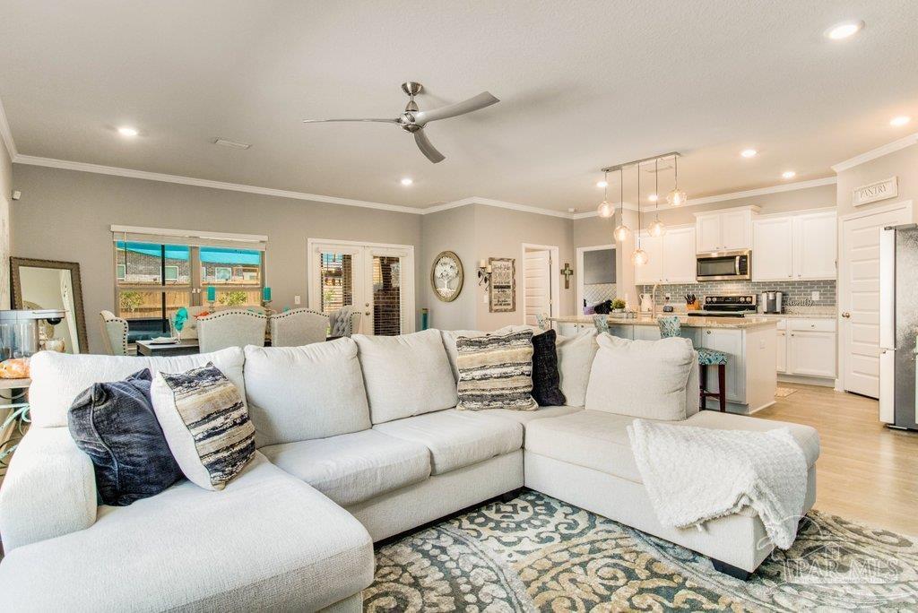 7947 Burnside Loop Pensacola, FL 32526 - Photo 10 of 49