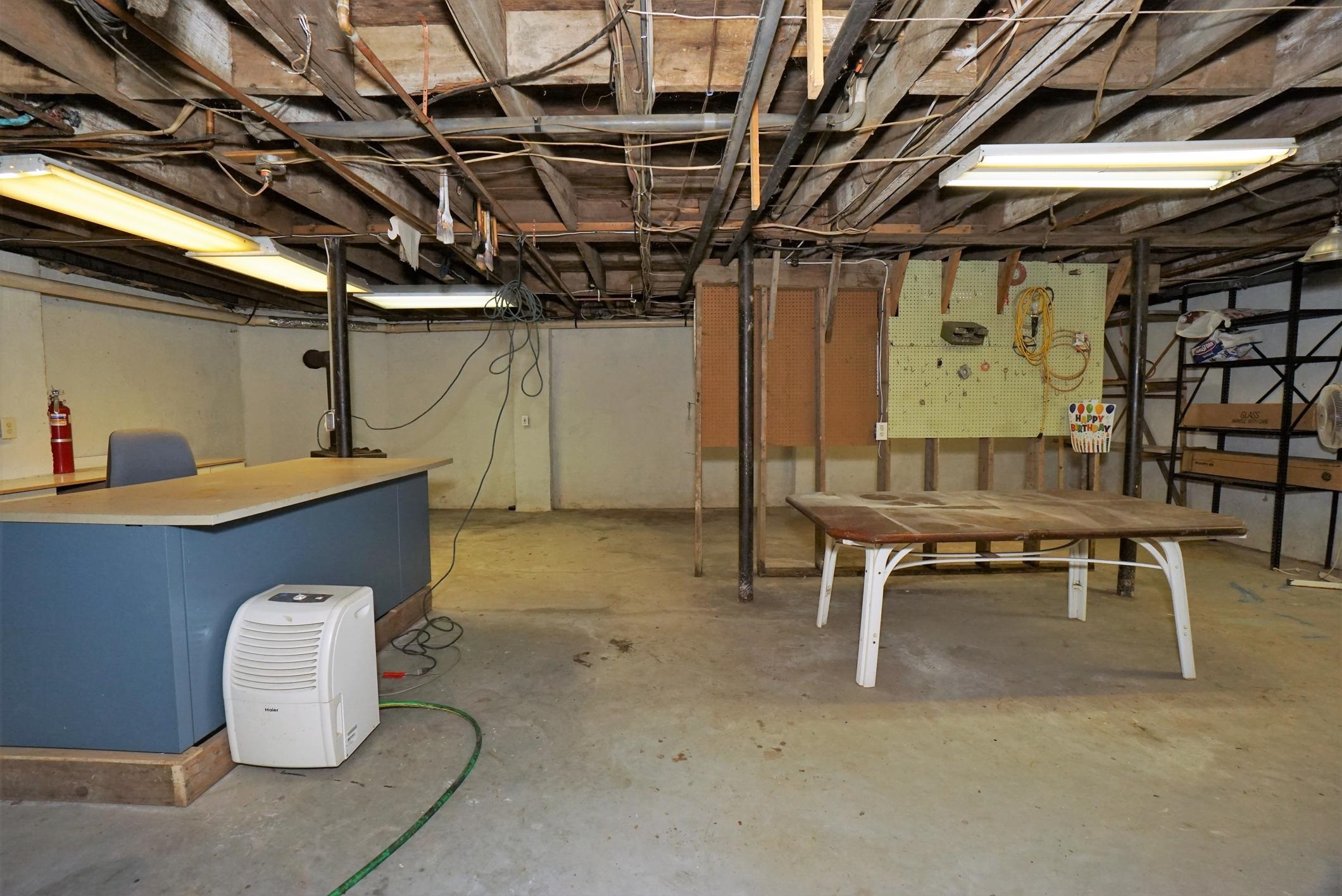 16 Page Road Kingston, NH 03848 - Photo 22 of 39 Gallery Image 22