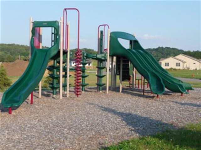 607 Ridge Drive Mazomanie, WI 53560 - Photo 3 of 5