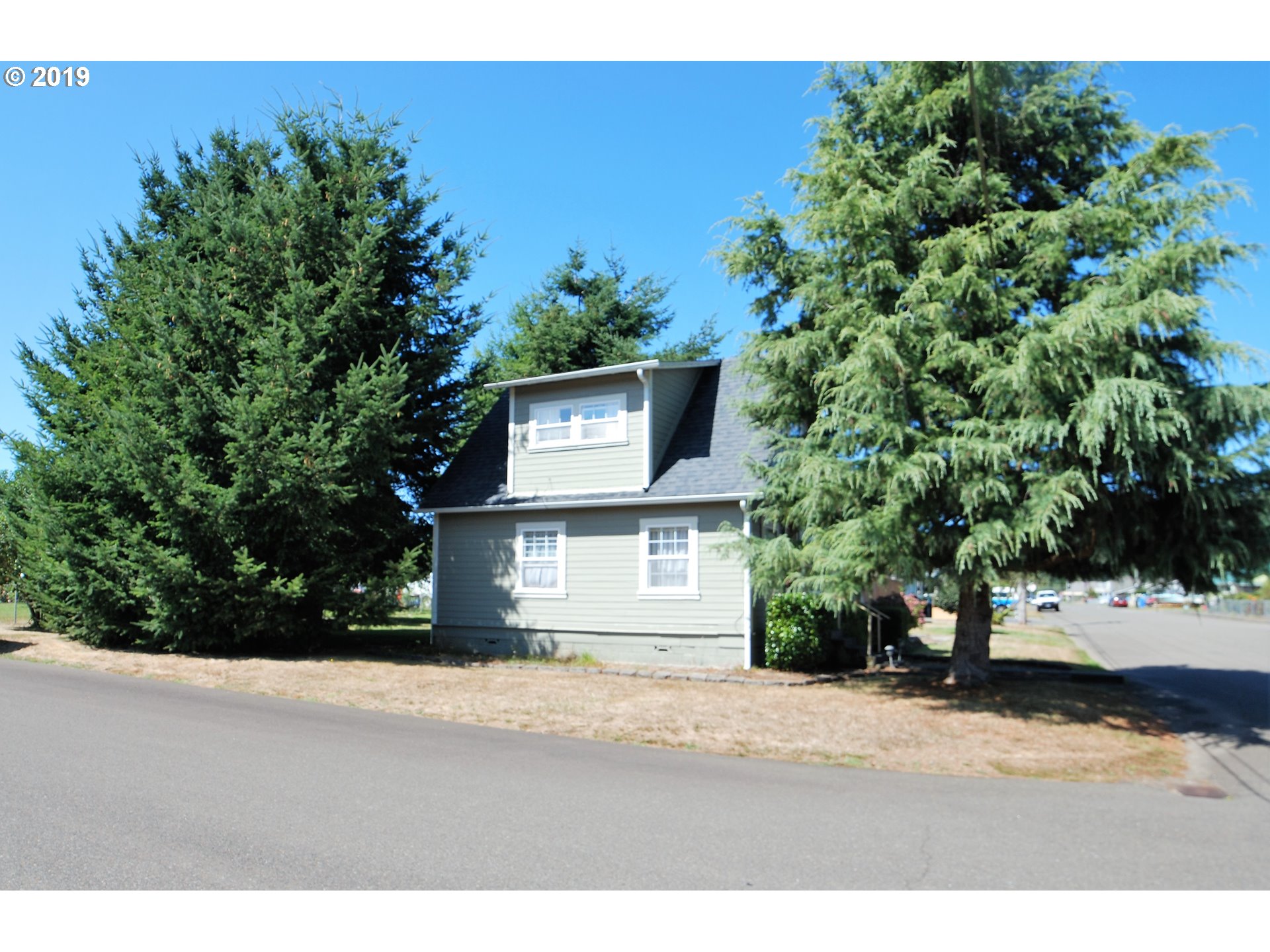 484 South 20th Street Reedsport, OR 97467 - Photo 3 of 28 Gallery Image 3