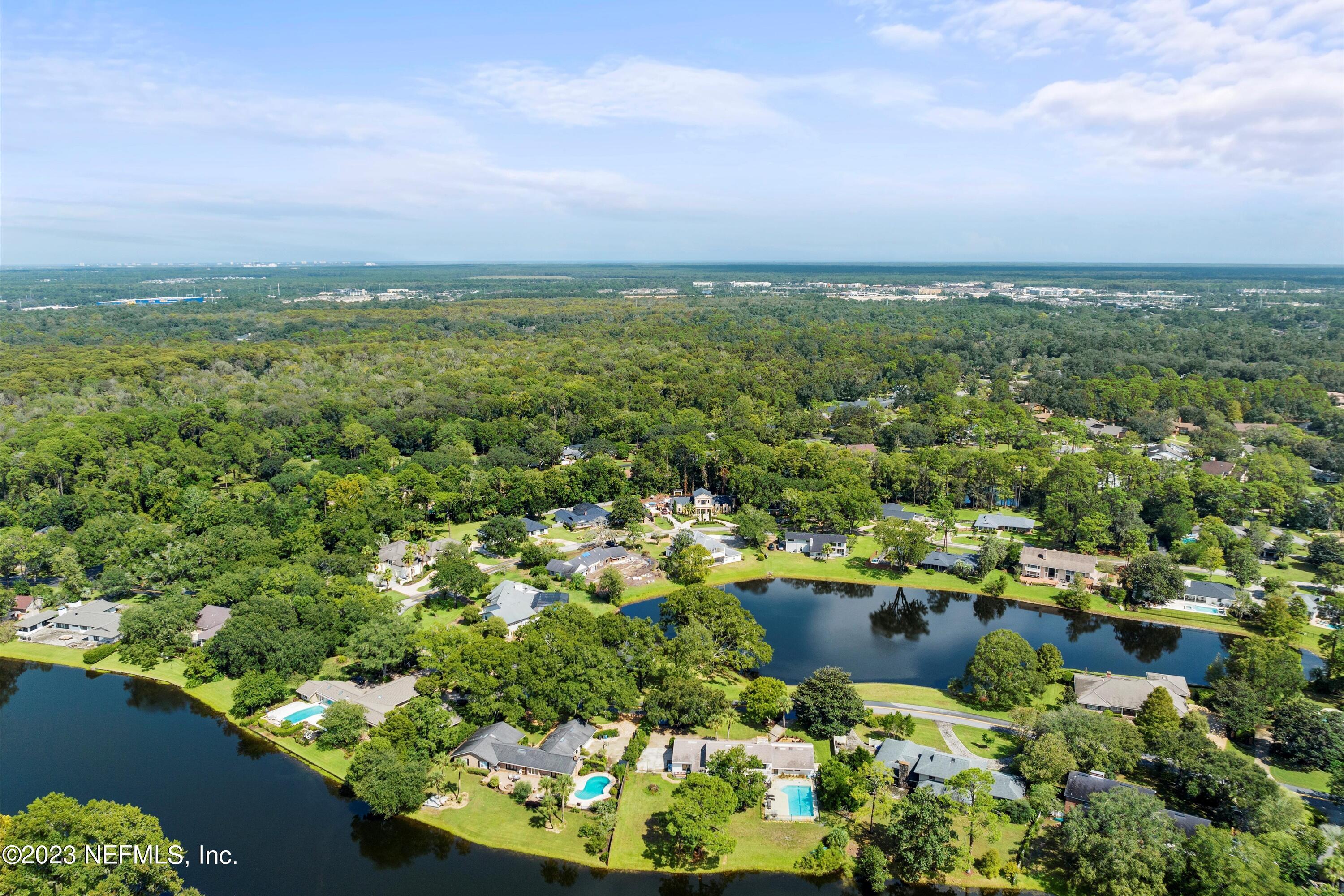 7936 Pine Lake Road Jacksonville, FL 32256 - Photo 49 of 52 a view of a city