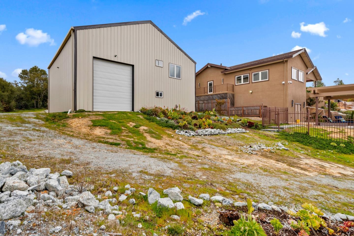 1061 Summit Road Watsonville, CA 95076 - Photo 14 of 90