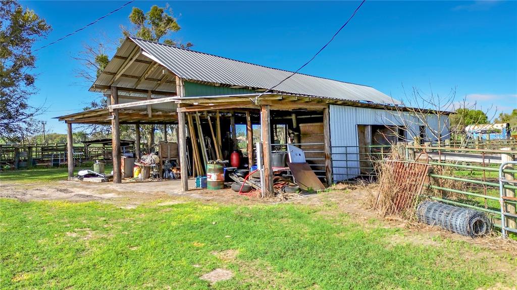 855 Northeast 107th Road Oxford, FL 34484 - Photo 31 of 59