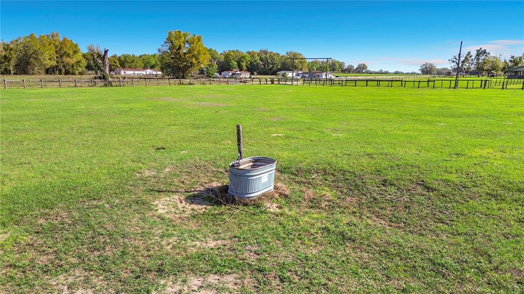 855 Northeast 107th Road Oxford, FL 34484 - Photo 47 of 59