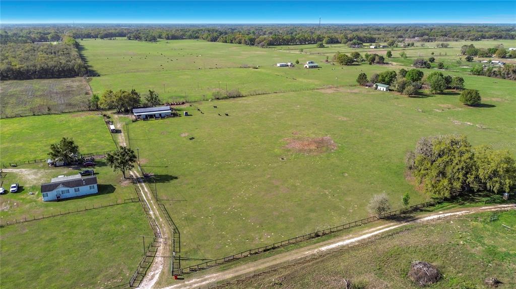 855 Northeast 107th Road Oxford, FL 34484 - Photo 53 of 59