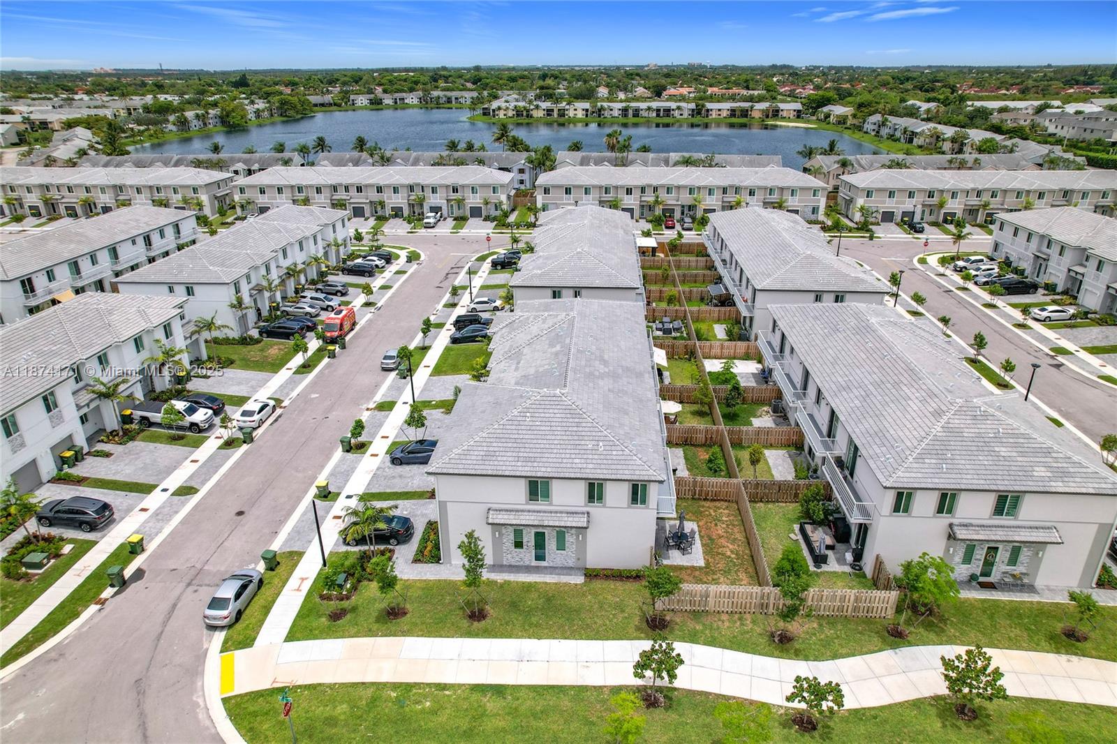 716 Southeast 14th Street Homestead, FL 33034 - Photo 52 of 60 an aerial view of a house
