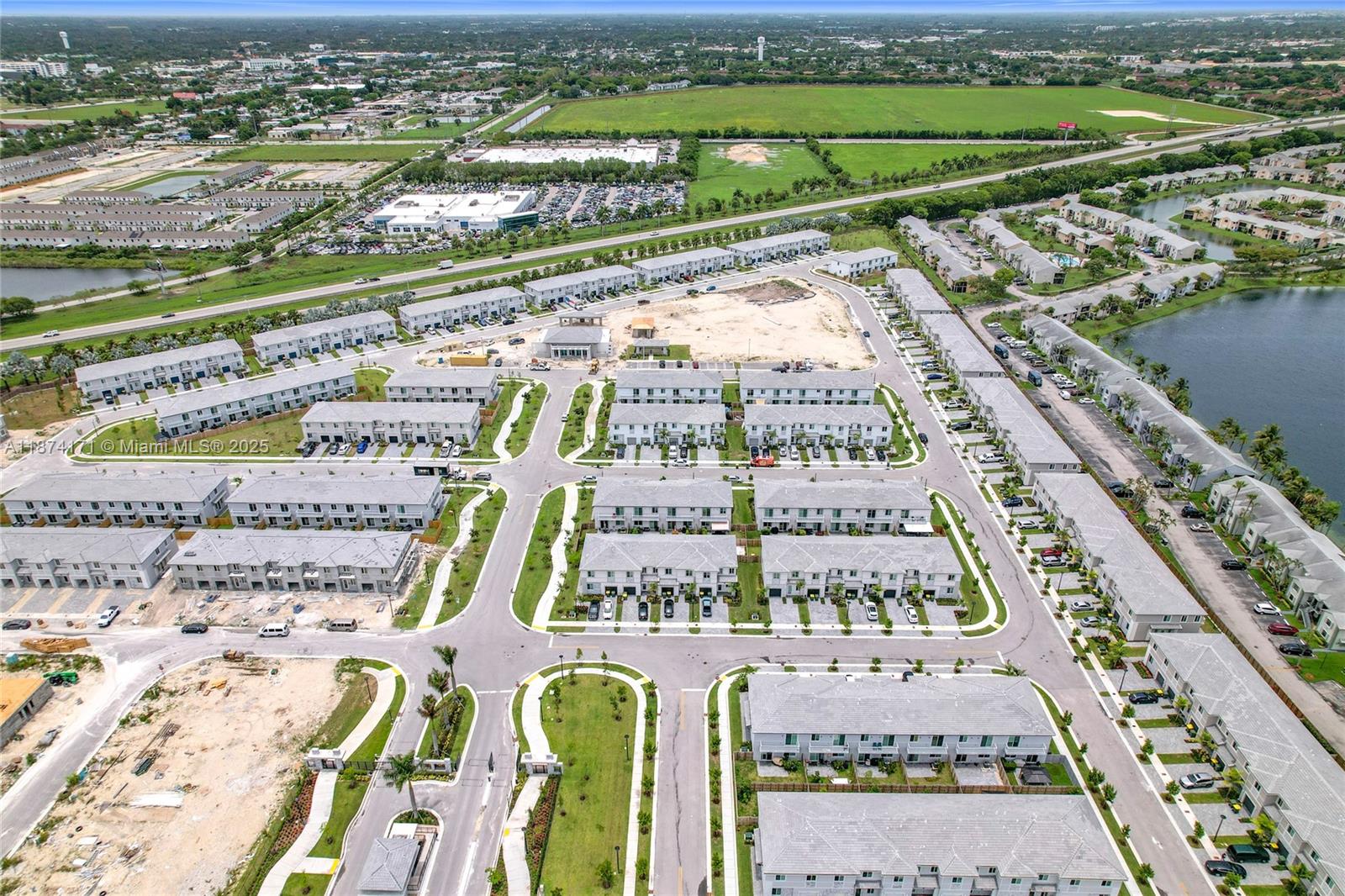 716 Southeast 14th Street Homestead, FL 33034 - Photo 60 of 60 an aerial view of a city