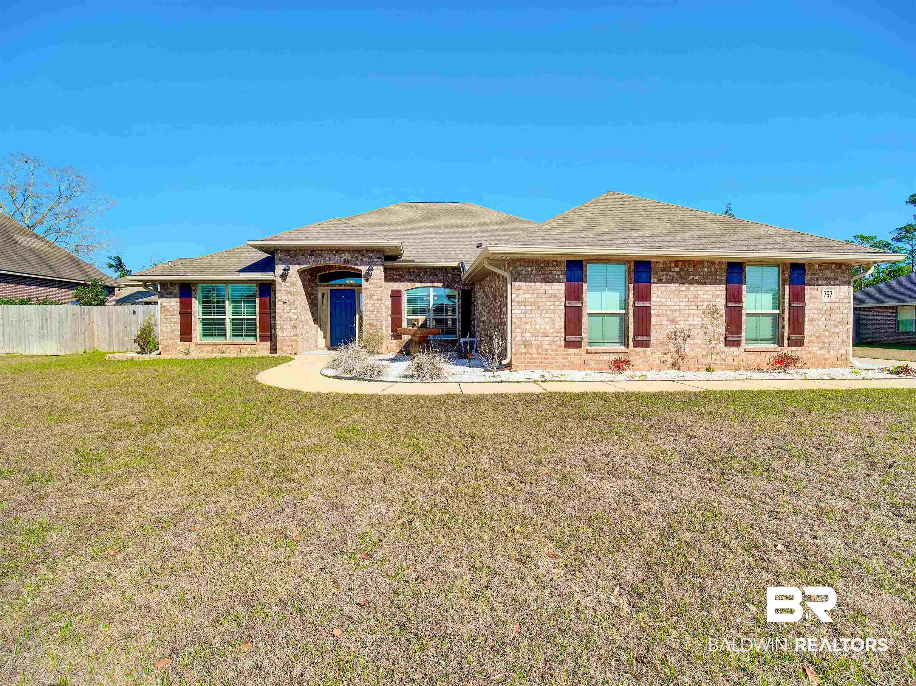 737 Edinburgh Avenue Foley, AL 36535 - Photo 1 of 34