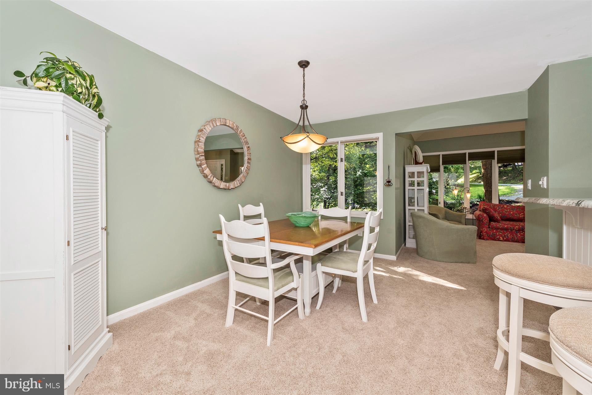 6750 Hemlock Point Road New Market, MD 21774 - Photo 12 of 30 Dining Area