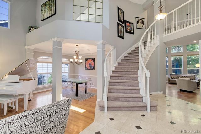 a view of entryway and hall