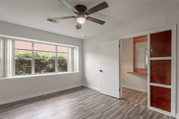 $1,695 | 1819 Ave Q, Huntsville, TX 77340