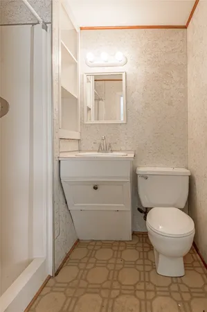 $1,695 | 1819 Ave Q, Huntsville, TX 77340