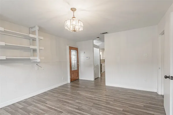 $1,695 | 1819 Ave Q, Huntsville, TX 77340