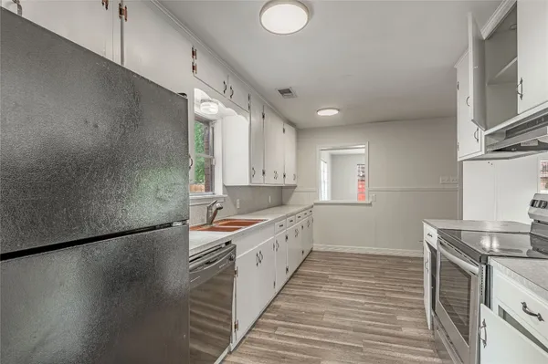 $1,695 | 1819 Ave Q, Huntsville, TX 77340