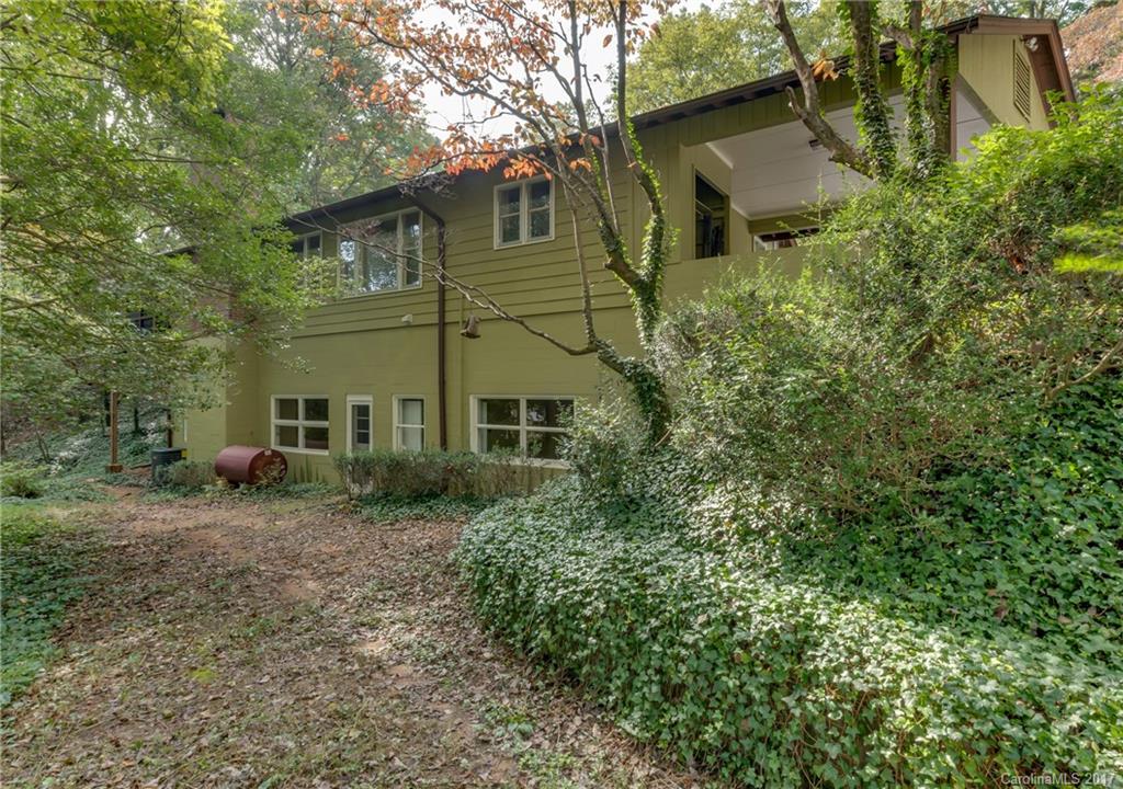 81 Jericho Drive Tryon, NC 28782 - Photo 23 of 23 front view of a house with a yard