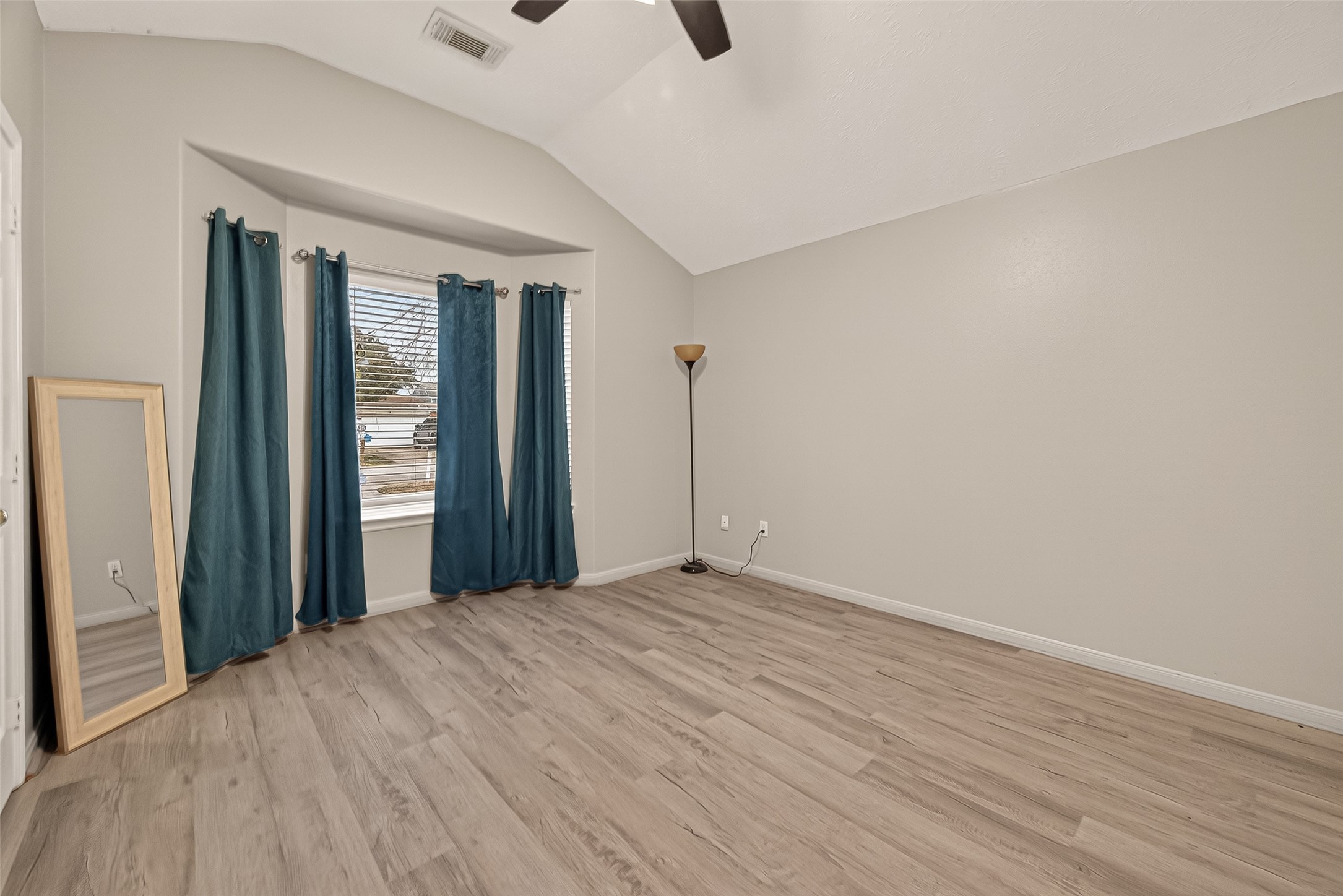 5637 Lotus Street Houston, TX 77085 - Photo 18 of 26