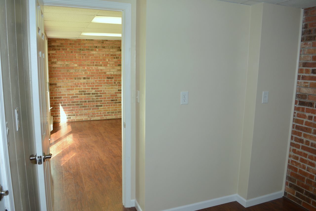 1005 East Cooper Road Muncie, IN 47303 - Photo 23 of 31 Gallery Image 23