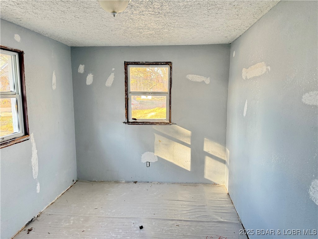 205 5th Street Stover, MO 65078 - Photo 14 of 20