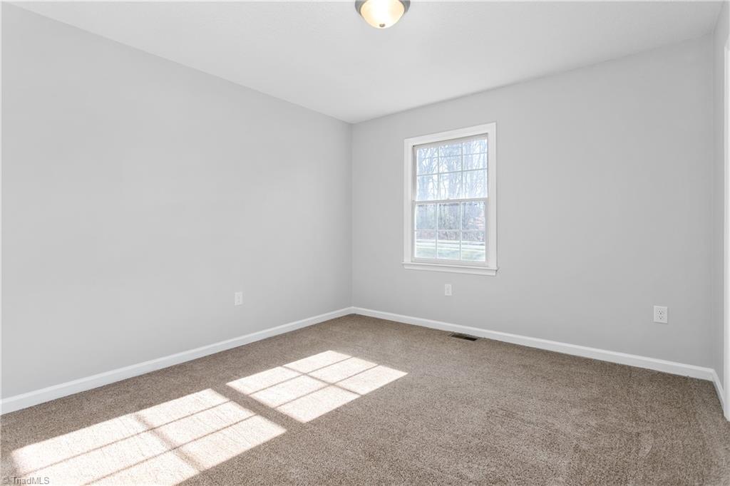 1915 Lees Chapel Road Greensboro, NC 27405 - Photo 18 of 27