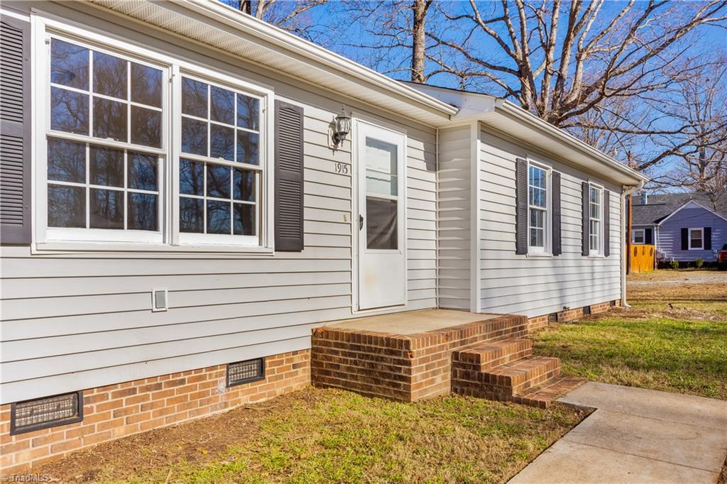 1915 Lees Chapel Road Greensboro, NC 27405 - Photo 4 of 27