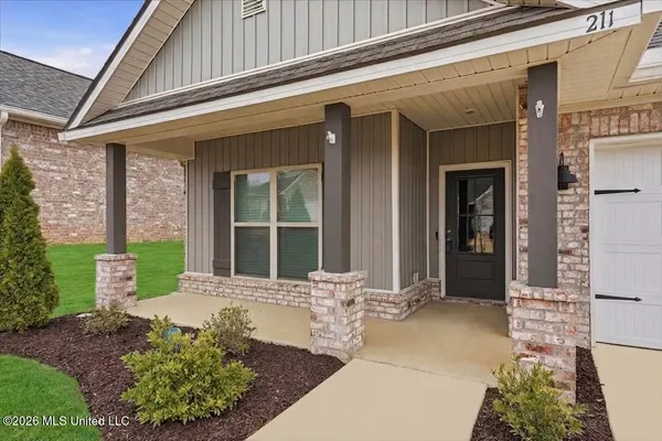 $297,000 | 211 Serenity Lk Drive, Pearl, MS 39208