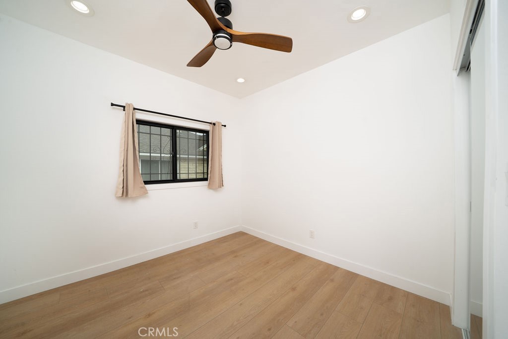 1044 Cedar Avenue Long Beach, CA 90813 - Photo 8 of 47 Room2