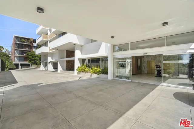 $749,000 | 8787 Shoreham Drive, Unit 703, West Hollywood, CA 90069