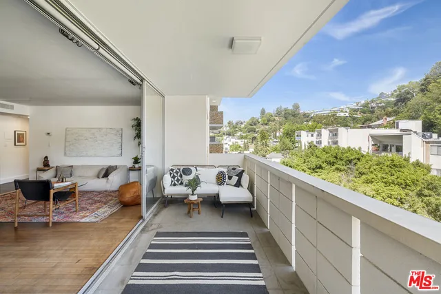 $749,000 | 8787 Shoreham Drive, Unit 703, West Hollywood, CA 90069