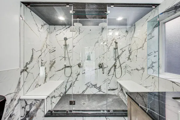 $5,400 | 1245 West Jarvis Avenue, Unit 2, Chicago, IL 60626