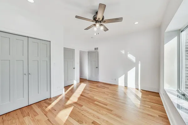 $5,400 | 1245 West Jarvis Avenue, Unit 2, Chicago, IL 60626