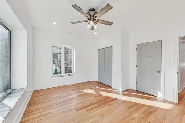 $5,400 | 1245 West Jarvis Avenue, Unit 2, Chicago, IL 60626