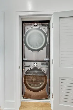 $5,400 | 1245 West Jarvis Avenue, Unit 2, Chicago, IL 60626