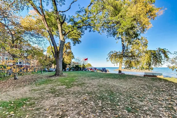 $5,400 | 1245 West Jarvis Avenue, Unit 2, Chicago, IL 60626